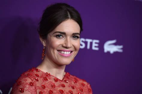 Mandy Moore Says This Is Us Will Have A Bit Of A Cliffhanger Finale