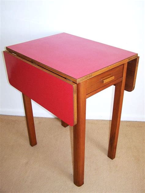 This can give you an island in the center of your kitchen for food preparation or to this drop leaf kitchen table is a perfect solution for modern kitchens with a natural twist. 17 best Formica Drop Leaf Tables images on Pinterest ...