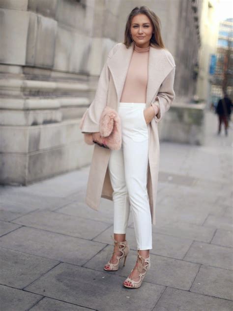 Minimalist Chic Fashion Colours Instyle Capsule Wardrobe White