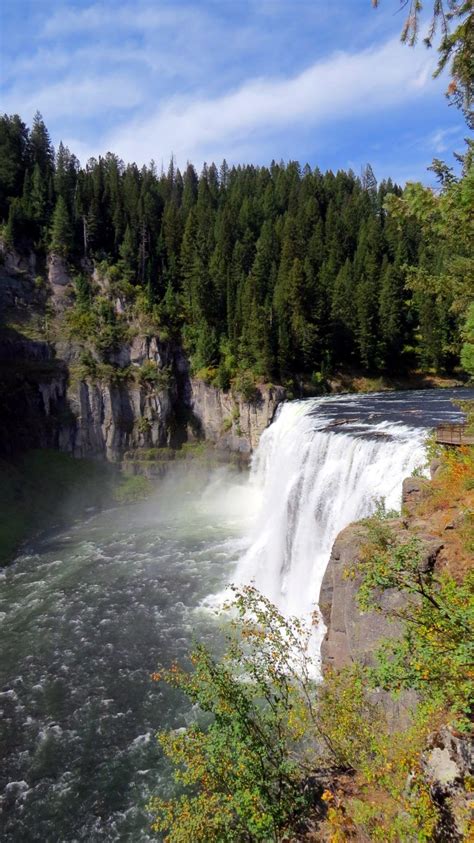 Upper Mesa Falls Near Yellowstone National Park Wyoming Places To