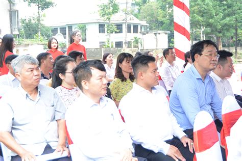 Nhiệm vụ và quyền hạn của tòa án nhân dân tối cao được quy định trong điều 20, luật tổ chức tòa án nhân dân năm 2014 như sau: Khởi công xây dựng Khối phòng học Trường Đào tạo Bồi dưỡng ...