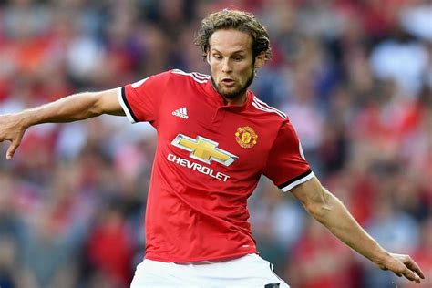 Get daley blind latest news and headlines, top stories, live updates, special reports, articles, videos, photos and complete coverage at mykhel.com. Manchester United and Ajax agree Daley Blind transfer - myKhel