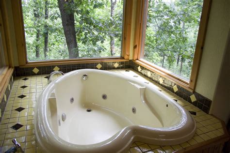 Open 8:30 am to 8:00 pm. Treehouse Cottages - Lodging | Vacation Rental | Eureka ...