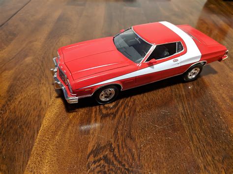 Starsky And Hutch Ford Torino Plastic Model Car Kit 125 Scale
