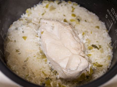 【好味道 s02e52】海南雞飯 食譜及做法 hainan chicken rice recipe 新加坡名菜 含雞油飯、薑蓉及辣椒醬. 日式海南雞飯食譜、做法 | かず的Cook1Cook食譜分享