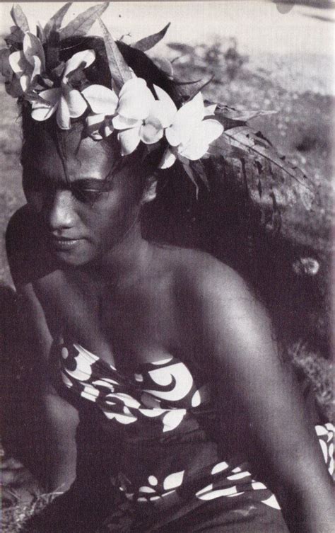 Vahine Tahiti Bernard Villaret Julie De La Playa Tahiti Island