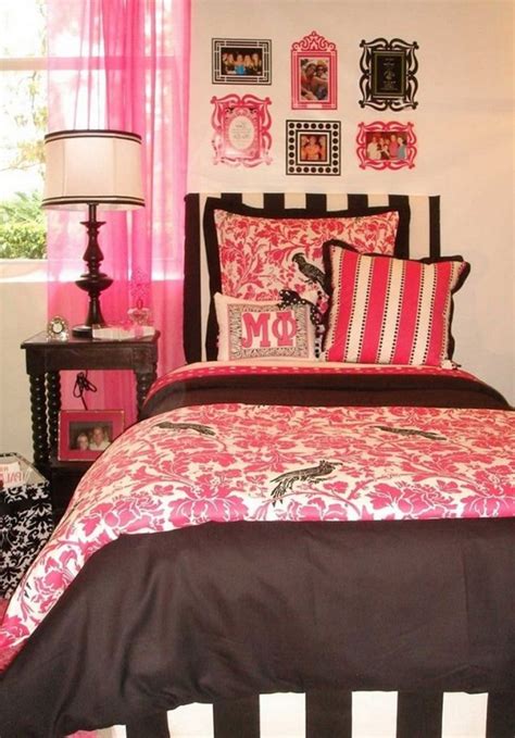 45 Gorgeous And Cute Dorm Room Decorating Ideas