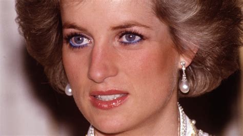 Everything We Know About Princess Diana S Statue Unveiling