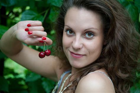 Eating Cherries Stock Image Image Of Head Girls Green 32361531