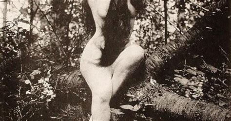Annette Kellerman Nude In A Tree Publicity Still For The Film A Daughter Of The Gods 1916 Imgur