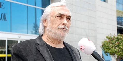 Kasım 2007'den beri unicef türkiye i̇yi niyet elçisi'dir. Müjdat Gezen ifade verdi
