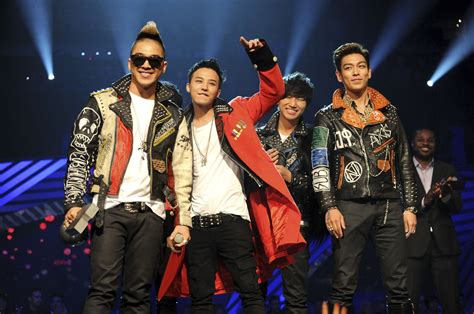 A woman who moves into an apartment across the hall from two brilliant but socially awkward physicists shows them how little they know about life outside of the laboratory. What Does Coachella's Delay Mean for BIGBANG's K-Pop ...