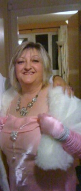 Honeybee56 62 From Alfreton Is A Local Granny Looking For Casual Sex