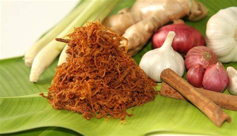 Cara membuat serundeng biasa menggunakan daging kelapa tapi kali ini menggunakan bahan daging sapi ada juga yang menggunakan daging kambing, serundeng daging ayam suwir asal jangan. Nak Buat Serunding Daging, Ini Caranya. Wanita Ini ...