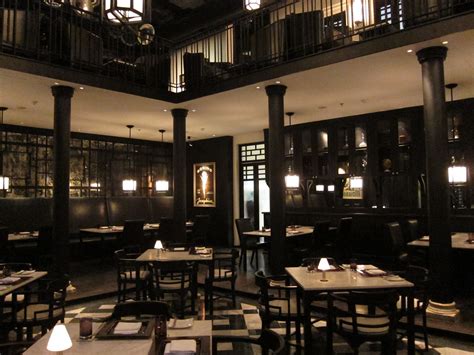 Best thai food in bangkok, thailand. Hungry in Bangkok: Chon Thai Restaurant @ The Siam Hotel