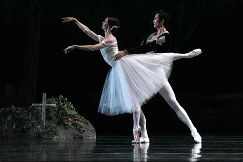 Latest Incarnation Of Giselle Even More Compelling As Two Ballerinas Return To Rwb Roots