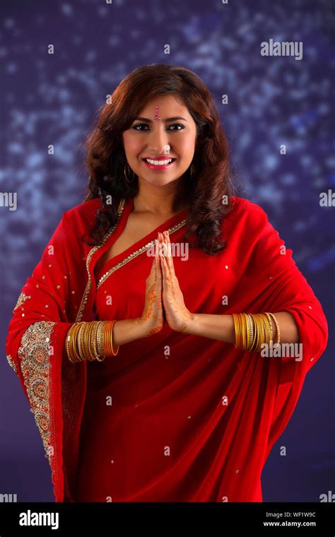 Indian Woman Greeting Hi Res Stock Photography And Images Alamy