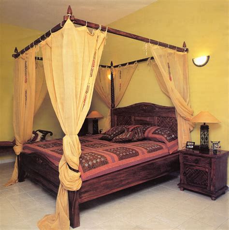 Canopy bed ideas can make you fall in love with your bedroom again. Antique Furniture and Canopy Bed: Canopy Bed Netting