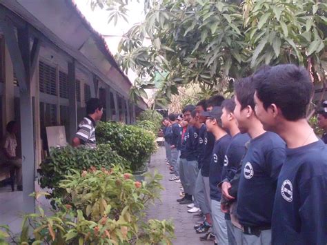 Dji perbarisan hari sukan oleh rumah sukan sigma sempena kejohanan sukan tahunan smk kampung. LDKS SMK KAMPUNG JAWA JAKARTA TAHUN PELAJARAN 2011-2012 ...