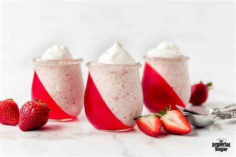 Strawberry Mousse Jello Parfaits Imperial Sugar Recipe In 2021