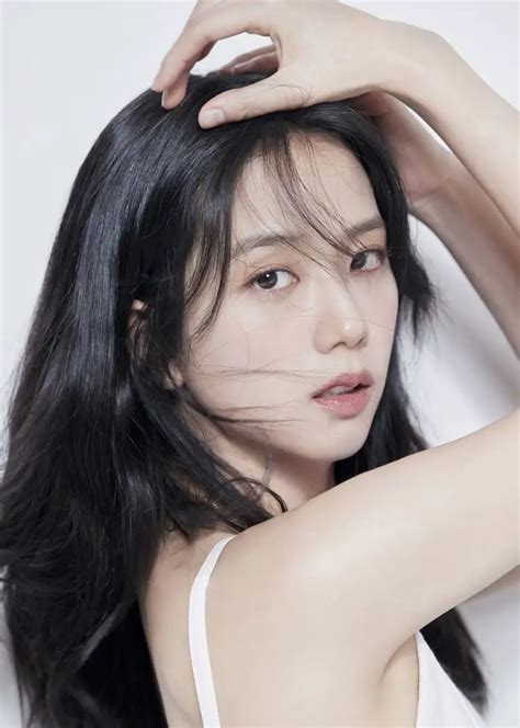 Yg Entertainment Dévoile Les Photos De Profil D’actrice De Jisoo Blackpink K Gen