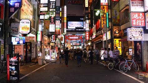 Yakuza 6 Makes Tokyos Red Light District Virtually Real Engadget