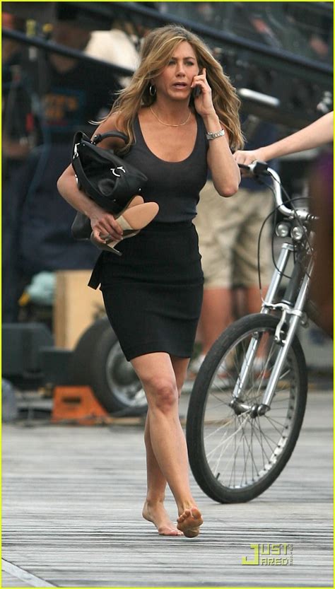 Full Sized Photo Of Jennifer Aniston Barefoot Bike Babe 14 Photo