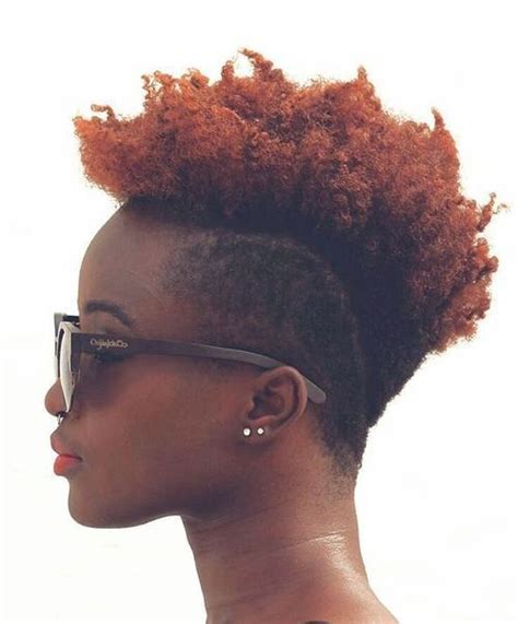 Here we see this lovely woman sporting a mohawk that is totally different from the norm. 40 Mohawk Hairstyle Ideas for Black Women | Natural hair ...