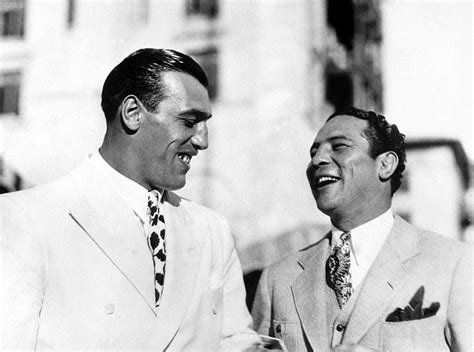 Primo Carnera And Max Baer Srbeing Photograph By Everett