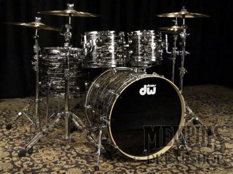 Dw Collectors Series Maple Drum Set 22101216 Black