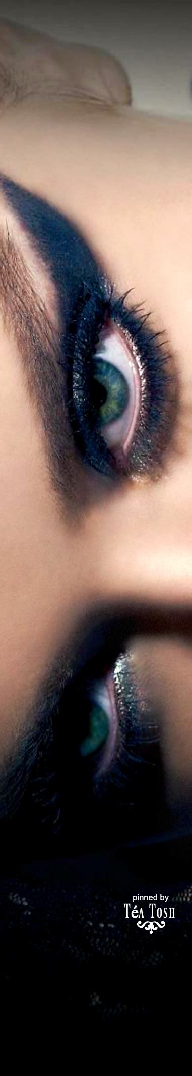 téa tosh perfect eyebrows gorgeous eyes glamorous makeup