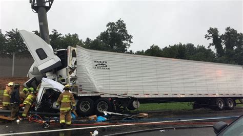 Tractor Trailer Driver Killed In I 495 Crash Nbc4 Washington