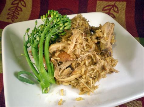 Currently, adobo rice is being introduced in its branches in manhattan in the us. Crockpot Wednesday: Filipino Chicken Adobo Rice - Munchie ...