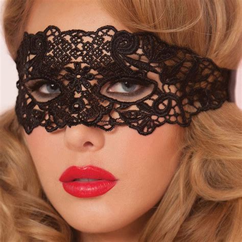 1pc Black Sexy Lace Mask Cutout Eye Mask For Halloween Masquerade Party