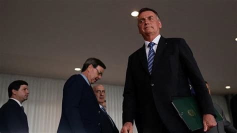 Watch Brazils Bolsonaro Vows To Respect Constitution After Election