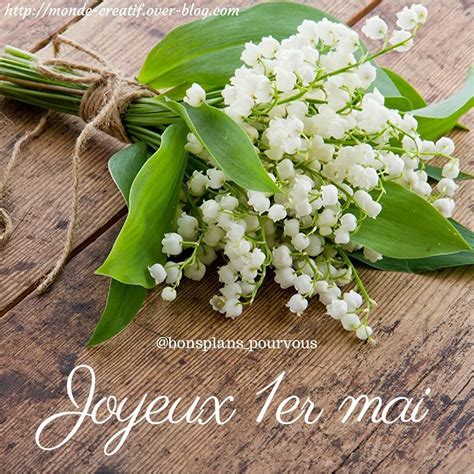 You can use the special requests box when booking, or contact the property directly with the contact details provided in your confirmation. Joyeux 1er Mai - Le monde-creatif