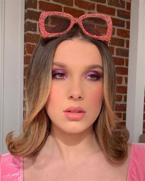 The epic next chapter in the cinematic monsterverse pits two of the greatest icons in motion picture history against. Tendencia: el look de Millie Bobby Brown que se mantuvo viral durante meses - Minuto USA