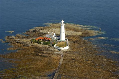 Lighthouse St Marys Lighthouse