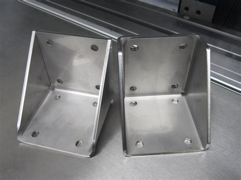 Rethinking Parts In Sheet Metal Design The Angle Bracket Fabricating