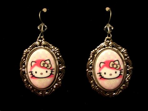 Hello Kitty Earrings With Swarovski Crystals L A Designer Tarina Tarantino Is Famous For Her