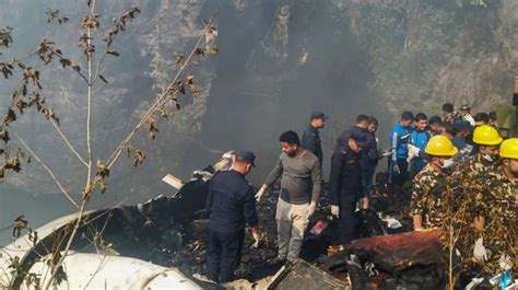 نیپال میں پوکھرا ایئرپورٹ کے قریب مسافر طیارہ گر کر تباہ، کم از کم 68 افراد ہلاک Bbc News اردو