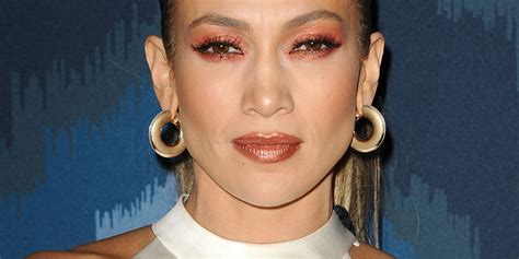 Jennifer Lopezs Eye Makeup Fails Put Her On This Weeks Worst Beauty