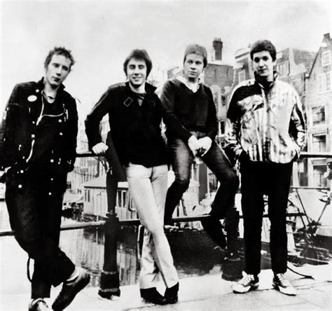 Rock N Roll Maniac Álbuns Clássicos Sex Pistols Nevermind The Bullocks Here´s The Sex