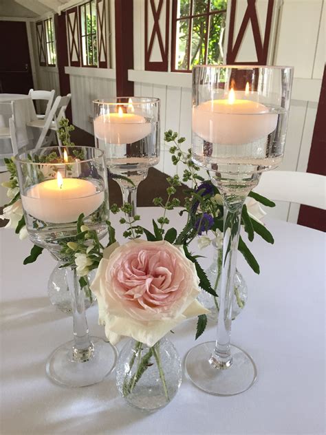 Simple Floating Candle And Bud Vase Cluster With Roses Tweedia Ve Candle Wedding