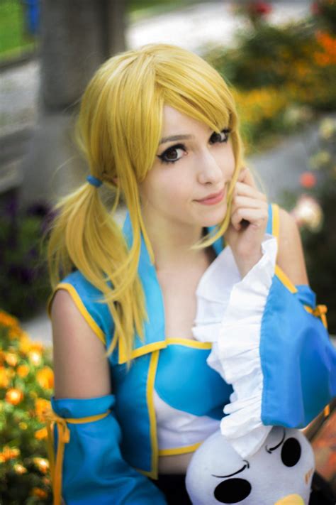 Pin By Lloyd Dow On Anime Cosplay Fairy Tail Cosplay Cute Cosplay