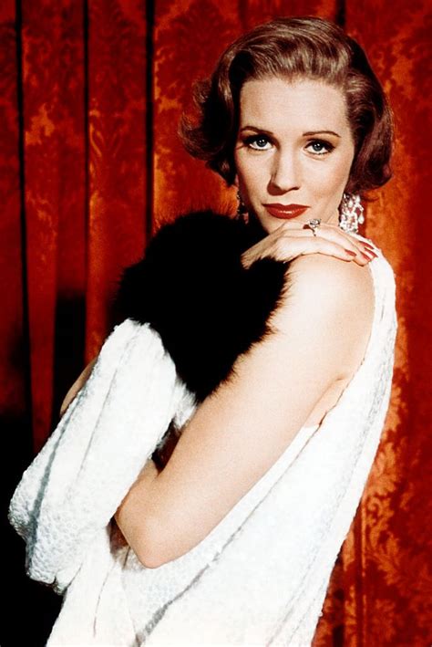 15 Photos Of Julie Andrews When She Was Young Julie Andrews Vintage