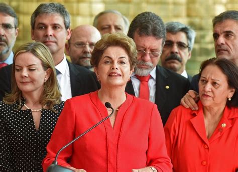 se ha consumado un “golpe de estado” en brasil rousseff
