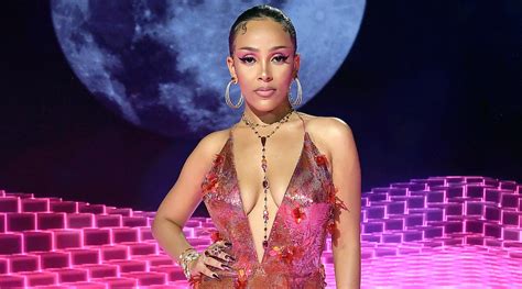 It's cuz i unfollowed everyone and she'd myself of the doja cat stats @dojacatstats. Jewish Singer Doja Cat Wins MTV Best New Artist Award ...