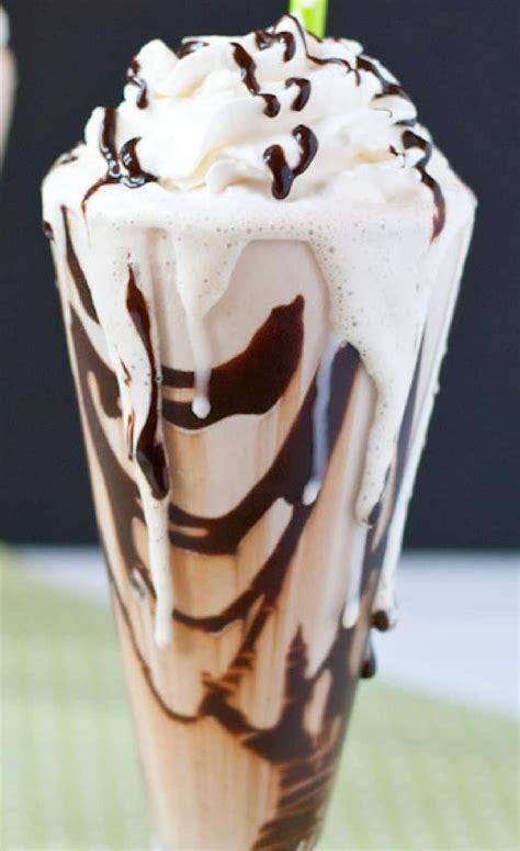 Calling All Chocolate And Coffee Lovers These Boozy Kahlua Mocha Milkshakes Are Perfect For