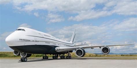See Inside The Worlds Largest Private Jet A Boeing 747 Typically Used